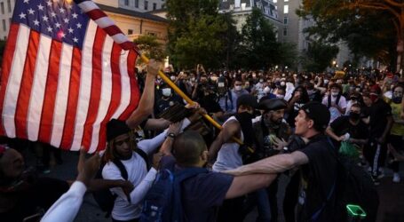 Δολοφονία Τζορτζ Φλόιντ: Ξεχειλίζει η οργή στις ΗΠΑ – Ενας νεκρός στην Ινδιανάπολη