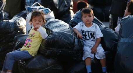 «Πόρτα» σε 22 ΜΚΟ – Μόλις 18 διατηρούν το δικαίωμα εισόδου στις προσφυγικές δομές