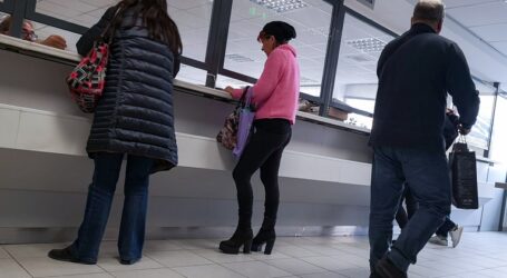 “Βούλιαξαν” κατά 43% τα έσοδα του προϋπολογισμού τον Μάιο- Λόγω κορονοϊού