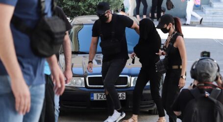 Επίθεση με βιτριόλι: Τρομοκρατημένη φίλη της 35χρονης – Γιατί πιστεύει ότι ήταν το επόμενο θύμα της [Βίντεο]