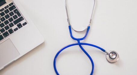 Ψευτογιατρός: Με βαρύ κατηγορητήριο απολογείται σήμερα ο 47χρονος