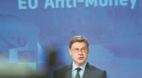 Ντομπρόβσκις: Χωρίς ειδικούς όρους η συμμετοχή της Ελλάδας στο Ταμείο Ανάκαμψης