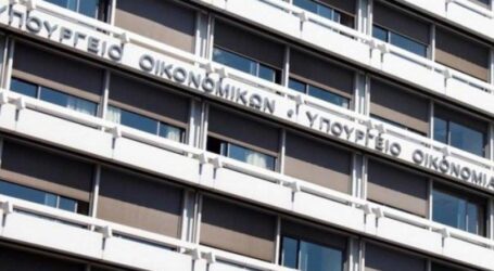 “Ένεση” 190 εκατ. ευρώ στο “Συν-εργασία”: Το κράτος θα επιδοτεί τις ασφαλιστικές εισφορές