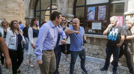 Τσίπρας από τη Ρόδο: Ουσιαστική στήριξη σε μικρομεσαίες επιχειρήσεις και οι εργαζομένους