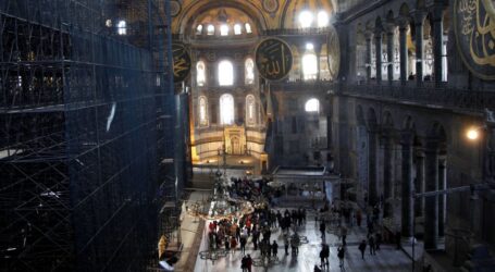 Διαπρεπείς Τούρκοι νομικοί, Θεολόγοι: Αντίθετη με το Ισλάμ η μετατροπή ναού σε τζαμί