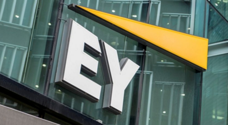 ΕΥ: Παγιώνεται η θετική διάθεση των επενδυτών για την Ελλάδα, παρά την πανδημία