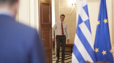 Μητσοτάκης : Αν χρειαστεί θα ληφθούν μέτρα σε Μέσα Μεταφοράς και κέντρα διασκέδασης – Ανοιχτό το ενδεχόμενο για τοπικά lockdown