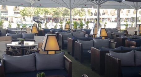 Τουρισμός: Στο «κόκκινο» οι τιμές στην εστίαση – Μονόδρομος λένε οι επιχειρηματίες