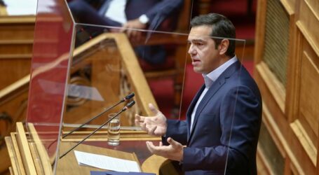 Τσίπρας στη Βουλή για τα ελληνοτουρκικά: Να ενημερωθούν οι πολιτικοί αρχηγοί, να συγκληθεί το ΚΥΣΕΑ