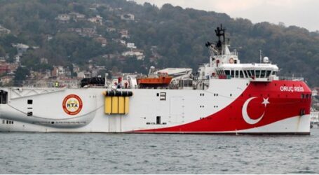 Oruc Reis: Κινητικότητα στο ερευνητικό πλοίο “βλέπουν” οι Τούρκοι – Αποκλιμάκωση ή παιχνίδι νεύρων;