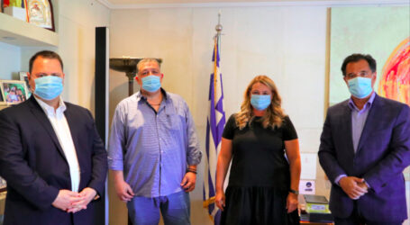 Ποια εταιρεία επενδύει στην Κόρινθο και θα παράγει 10 εκατ. μάσκες τον μήνα;