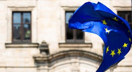 Στο Μαξίμου θα βρεθεί ο οικονομολόγος Χριστόφορος Πισσαρίδης για να μας πει πώς θα πάρουμε 32 δισ. ευρώ από την ΕΕ