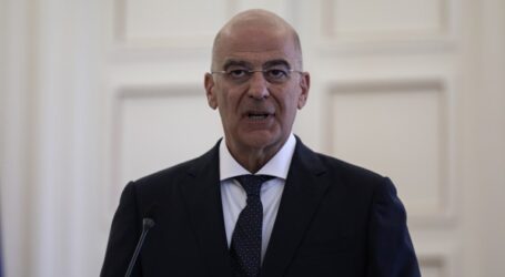 “Καρφιά” Δένδια στο Στόλτενμπεργκ για τη στάση του ΝΑΤΟ απέναντι στην τουρκική παραβατικότητα