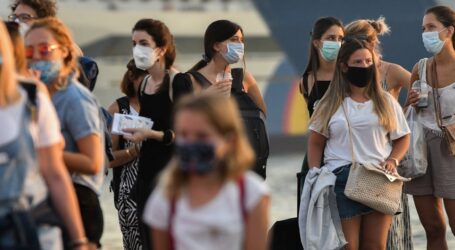 «Κλειδί» η επιστροφή των εκδρομέων – Δειγματοληπτικά τεστ στα λιμάνια Πειραιά και Ραφήνας