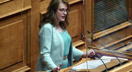 Η βουλευτής της «Ελληνικής Λύσης» Α. Αλεξοπούλου ανεξαρτητοποιήθηκε αλλά το μετάνιωσε και ζητά τώρα να ακυρωθεί η αποχώρησή της