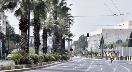 Κορωνοϊός: Πόσο κοντά είμαστε σε νέο lockdown μετά την έκρηξη κρουσμάτων στην Αττική – Προανήγγειλε νέα μέτρα ο Χαρδαλιάς