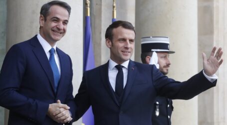 Σφίγγει ο διπλωματικός κλοιός γύρω από την Τουρκία – Ραντεβού Μητσοτάκη με Μακρόν