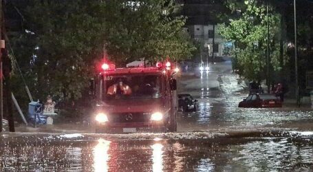 Ιανός: Βουνό τα προβλήματα στην Κρήτη – Πλημμύρισαν δρόμοι και καταστήματα – Επτά πτήσεις ακυρώθηκαν