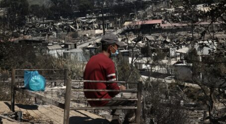 Συνελήφθησαν πέντε άτομα, μεταξύ τους και δύο ανήλικα, για τον εμπρησμό στο ΚΥΤ της Μόριας – Τι δήλωσε ο Χρυσοχοΐδης