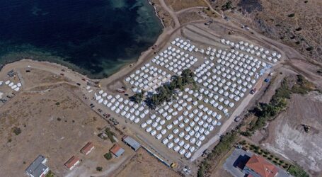 Χρυσοχοΐδης: «Κανείς δεν θα φύγει από τη Λέσβο αν δεν περάσει πρώτα από τον Καρά Τεπέ»