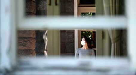 Το δεύτερο, ισχυρότερο κύμα κορονοϊού φέρνει ξανά καθολικά lockdown παγκοσμίως