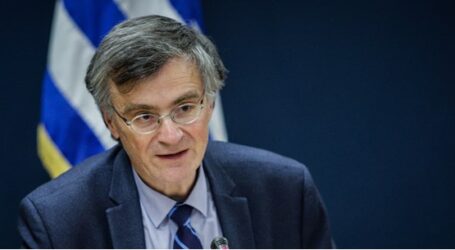 Τσιόδρας: Το στέλεχος του ιού έχει μεταλλαχθεί και είναι πιο μεταδοτικός- Τι δήλωσε για το εμβόλιο