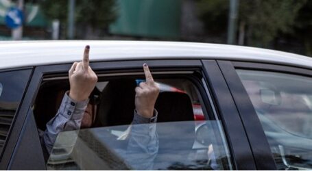 Επεισοδιακή άφιξη Μιχαλολιάκου στη ΓΑΔΑ: Μπάσταρδε τράβα φυλακή- Σκατορουφιάνοι φώναξε ο “αρχηγός”… [Βίντεο]