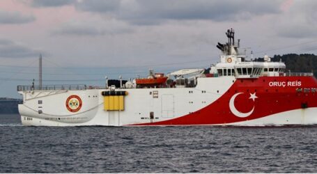 Oruc Reis: Πλέει στα 12 ναυτικά μίλια από το Καστελόριζο – Συναγερμός στις Ένοπλες Δυνάμεις