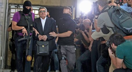 Δίκη Χρυσής Αυγής: Στη φυλακή ο Μιχαλολιάκος και η διευθυντική ομάδα