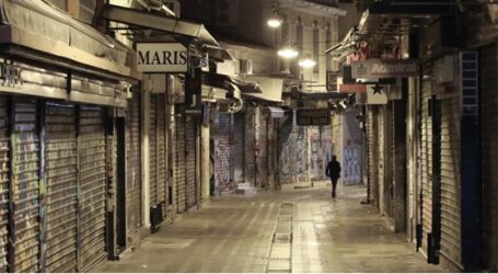 Κορονοϊός: Ο Πέτσας διαψεύδει το “άμεσο lockdown” στην Αττική- Πιθανή όμως η απαγόρευση μετακινήσεων μεταξύ Περιφερειών