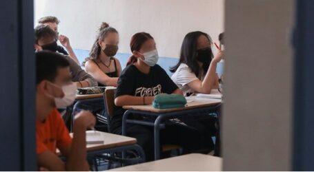 Ανοιγμα σχολείων – Κεραμέως: Το πιθανότερο είναι να ανοίξουν πριν τις γιορτές – Πρώτα τα δημοτικά