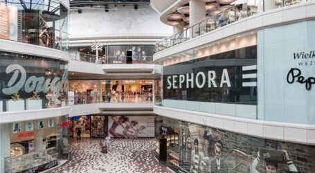 Από το click away στο drive through: Το νέο σύστημα στα εμπορικά κέντρα που ανοίγουν