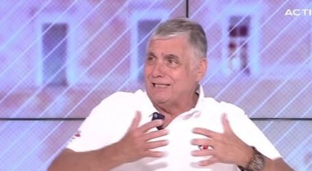 Η νέα “ψεκασμένη” θεωρία για τα εμβόλια του κορονοϊού – “Περιέχουν νεράκι”, λένε Τράγκας και Σία