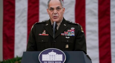 ΗΠΑ: Το λάθος του στρατηγού που τίναξε στον αέρα τον προγραμματισμό εμβολιασμού σε 14 Πολιτείες