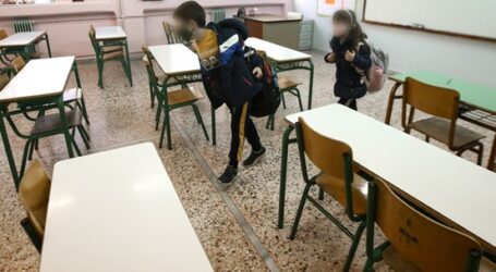 Μητσοτάκης: Πρώτα θα ανοίξουν τα σχολεία και μετά τα χιονοδρομικά και η εστίαση