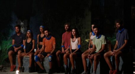 Survivor: Δεν τα βρήκαν ξανά στο… ζύγι Μπλε και Κόκκινοι – Η σπαρταριστή σύγκριση με την Αφροδίτη