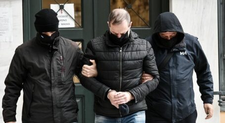 Δημήτρης Λιγνάδης: Την Τετάρτη η απολογία του – “Αρνείται τα πάντα” λέει ο δικηγόρος του