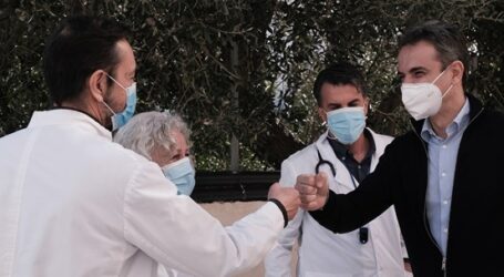 Άρθρο Μητσοτάκη για τον ένα χρόνο πανδημίας: “Στον ορίζονται είναι πλέον ορατή η νίκη”