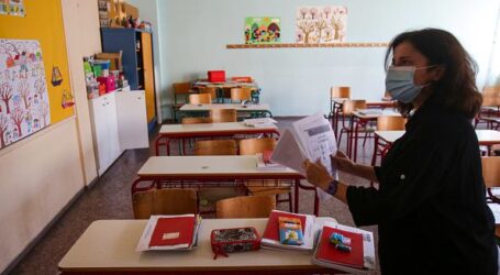 «Κλείδωσαν» ημερομηνίες μέσα στο Μάρτιο – Ανοίγουν σχολεία και λιανεμπόριο