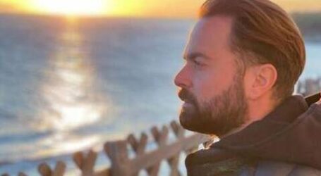 Ηλίας Βρεττός: Θύμα απάτης – Απάντησε σε αυτό το SMS και του έκλεψαν χιλιάδες ευρώ