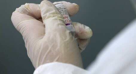 Γώγος για το AstraZeneca: «Εύλογη η σύγχυση» – Τι συστήνει για δεύτερη και τρίτη δόση