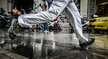 Πτώση θερμοκρασίας με καταιγίδες σε κεντρικά και βόρεια – Βελτίωση του καιρού από Παρασκευή