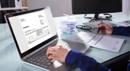 Επιχειρήσεις: Υποχρεωτικά ηλεκτρονικά τα τιμολόγια από τις 2 Φεβρουαρίου – Πώς και από πού θα εκδίδονται
