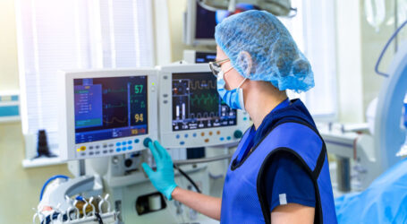 «Καλπάζει» η γρίπη: 8 νέοι θάνατοι – 15 άτομα νοσηλεύονται στην Εντατική